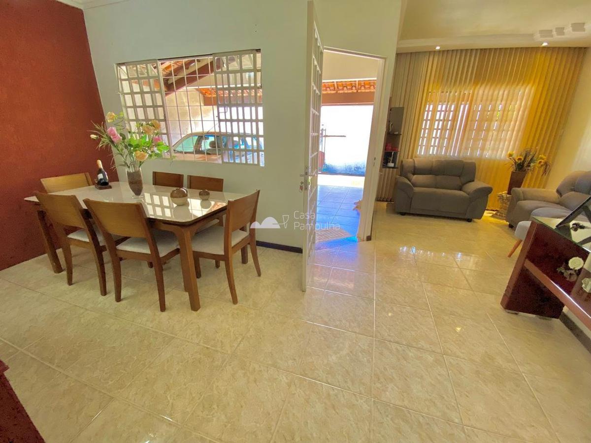 Casa, Názia II, 3 Quartos, 2 Vagas, 1 Suíte