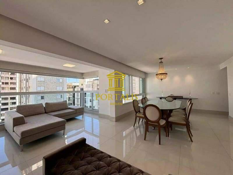 Apartamento, Funcionários, 4 Quartos, 4 Vagas, 2 Suítes