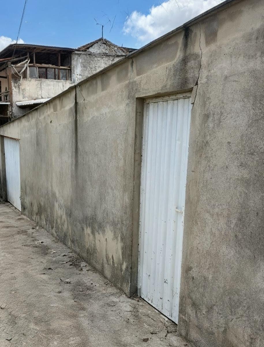 Casa, Venda Nova, 2 Quartos, 2 Vagas