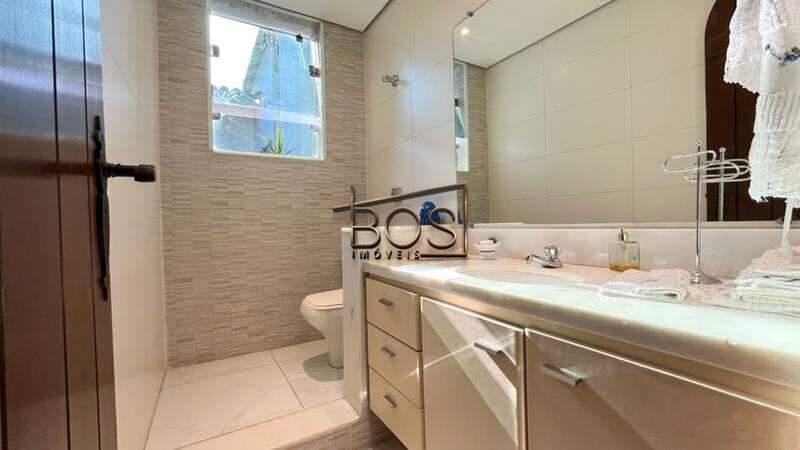 Casa, Cidade Jardim, 5 Quartos, 3 Vagas, 3 Suítes