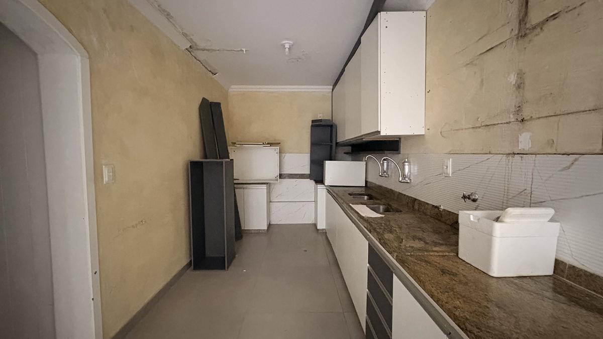Apartamento, Luxemburgo, 4 Quartos, 1 Vaga, 1 Suíte