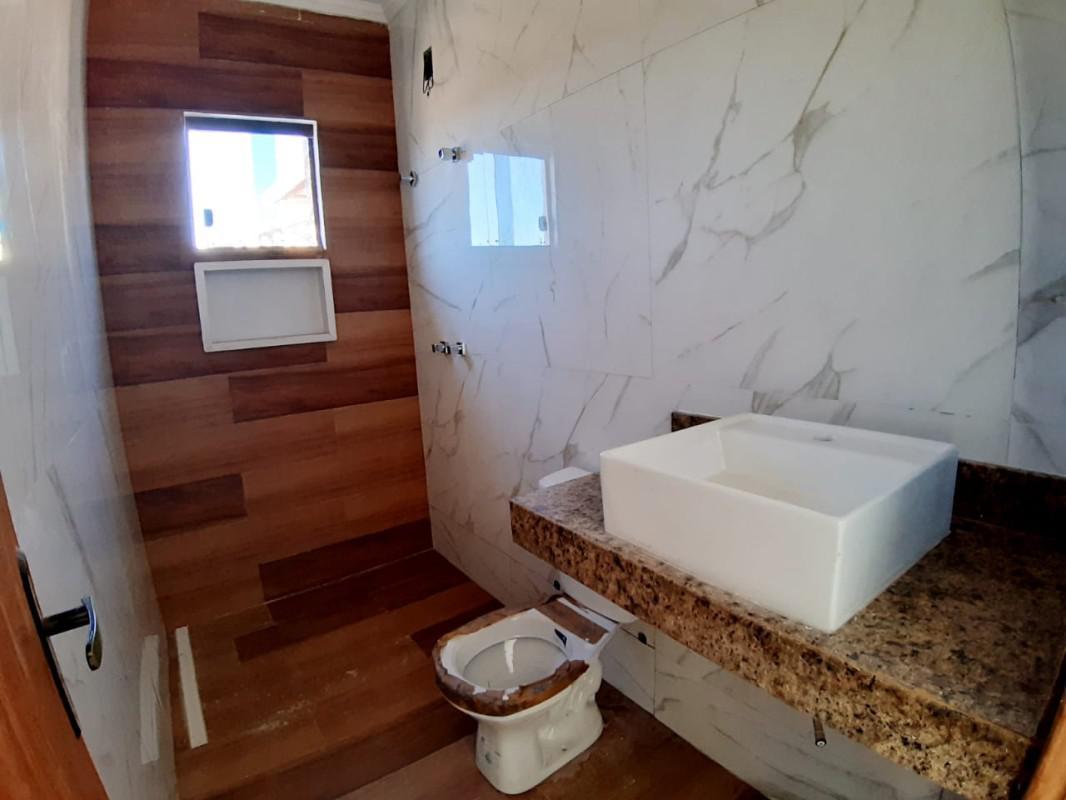 Casa, Acácias, 3 Quartos, 2 Vagas, 1 Suíte