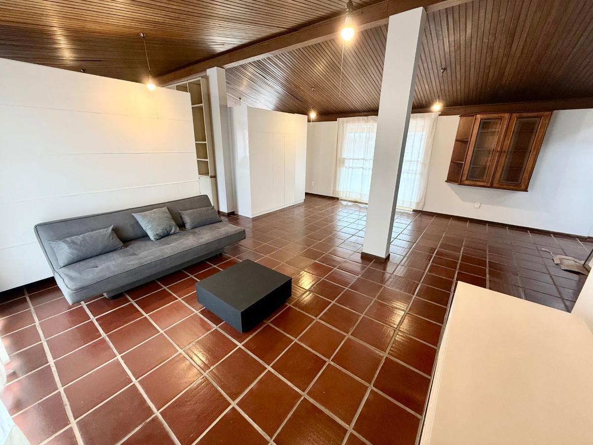 Cobertura, São José, 2 Quartos, 0 Vaga