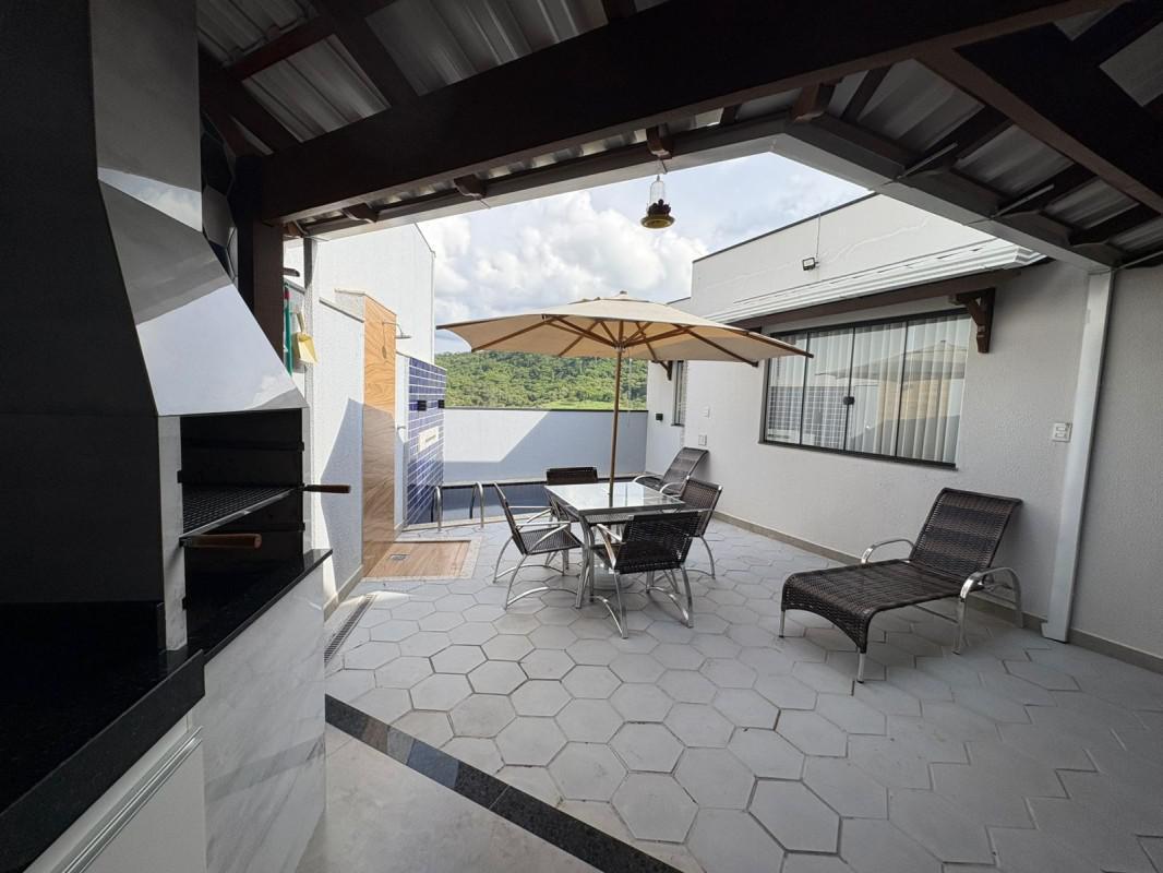 Casa, Masterville, 3 Quartos, 5 Vagas, 1 Suíte