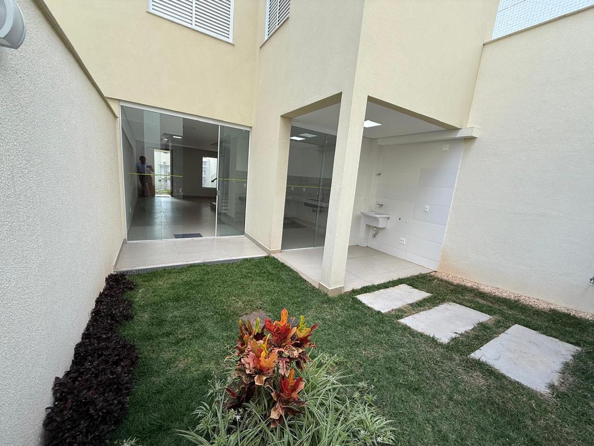 Casa, Nova Floresta, 4 Quartos, 3 Vagas, 2 Suítes