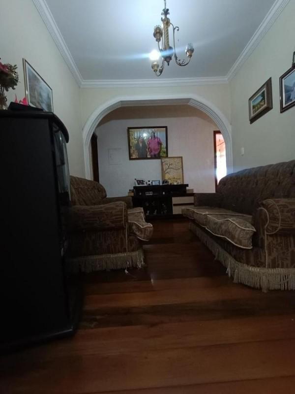 Casa, Piratininga (venda Nova), 6 Quartos, 4 Vagas, 1 Suíte