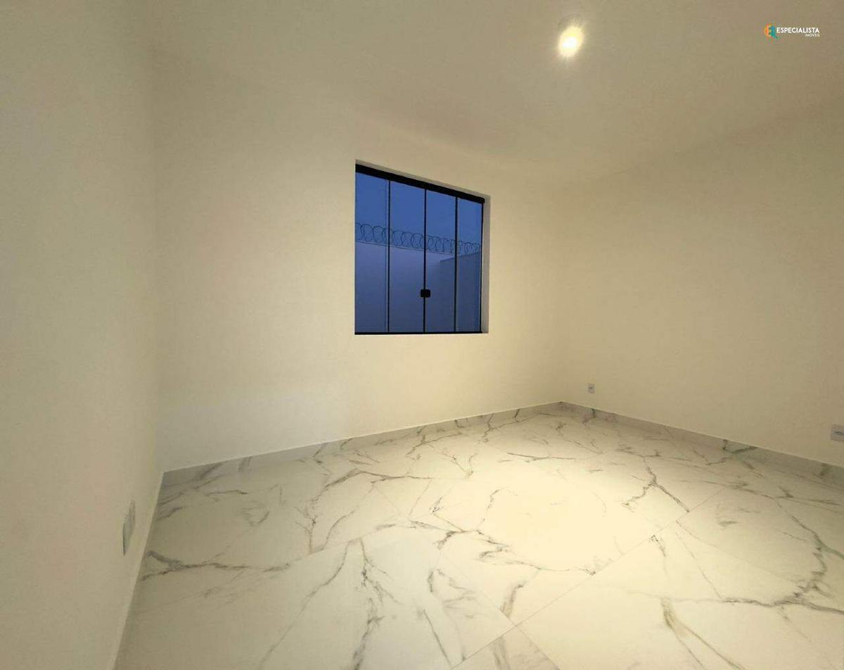 Casa, Novo Centro, 3 Quartos, 2 Vagas, 1 Suíte