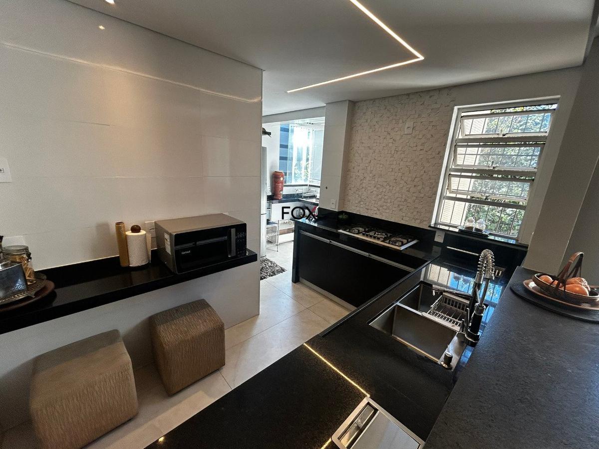 Apartamento, Vila Paris, 4 Quartos, 2 Vagas, 1 Suíte