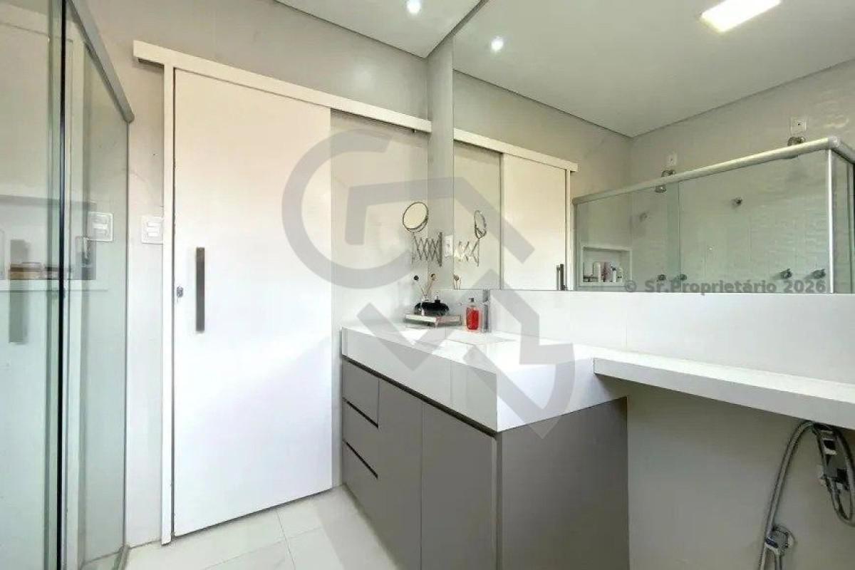 Casa, Colégio Batista, 4 Quartos, 3 Vagas, 2 Suítes