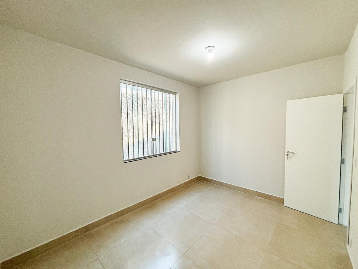 Casa, Serrano, 3 Quartos, 2 Vagas, 1 Suíte