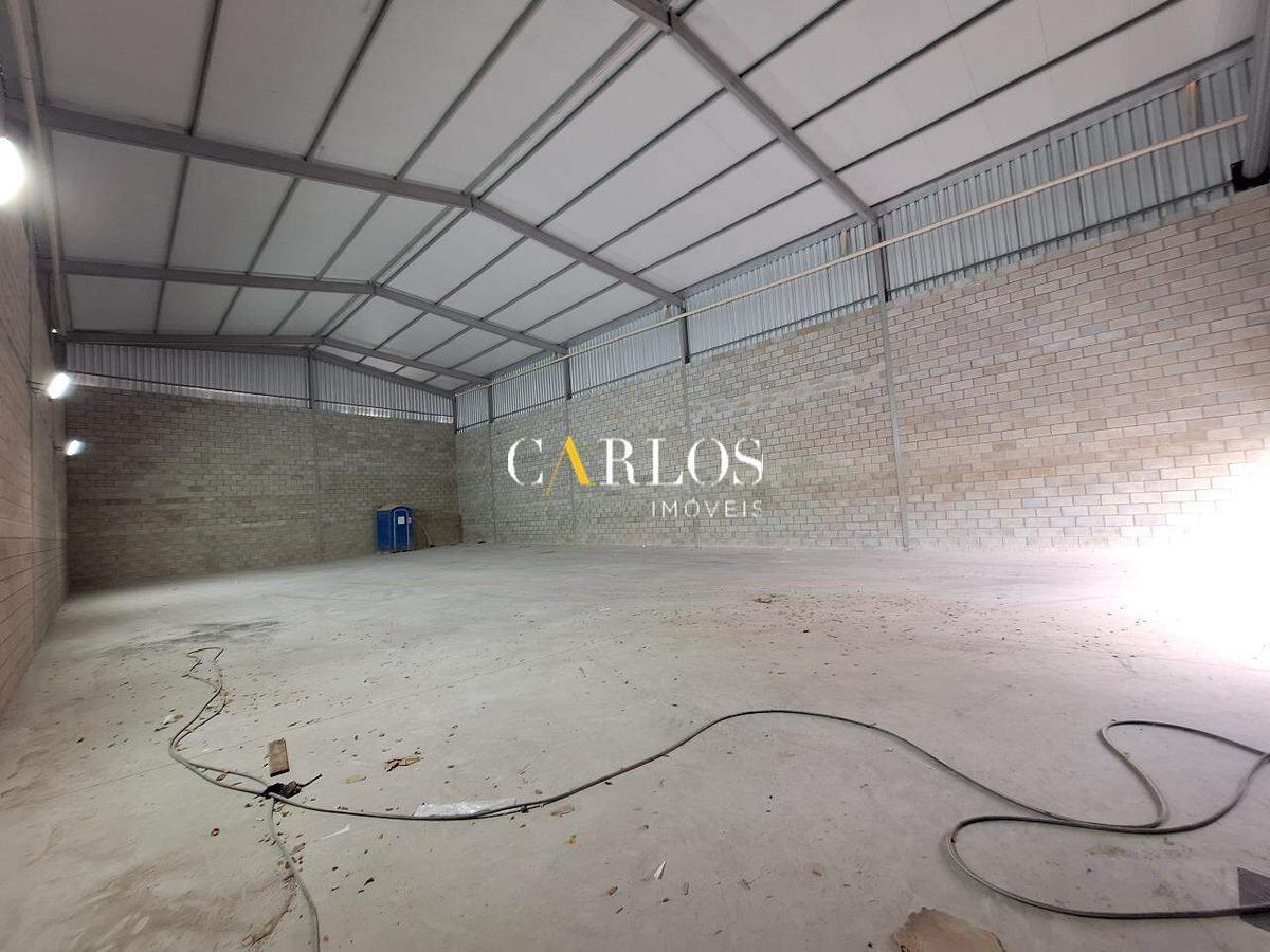 Galpão, Três Barras
