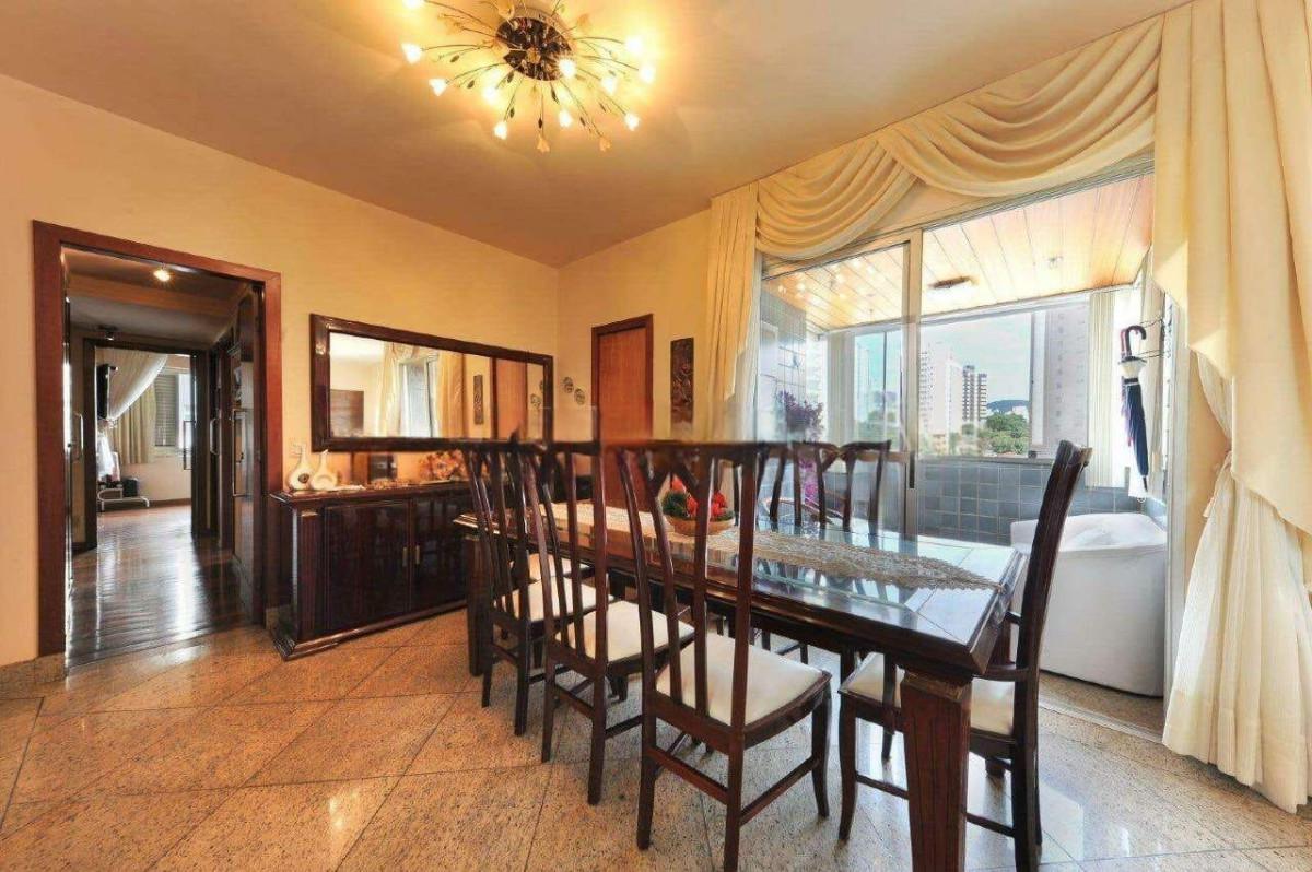 Apartamento, Funcionários, 4 Quartos, 2 Vagas, 1 Suíte
