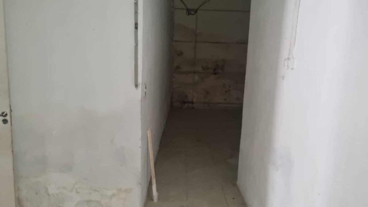 Andar, Centro, 0 Quarto, 0 Vaga