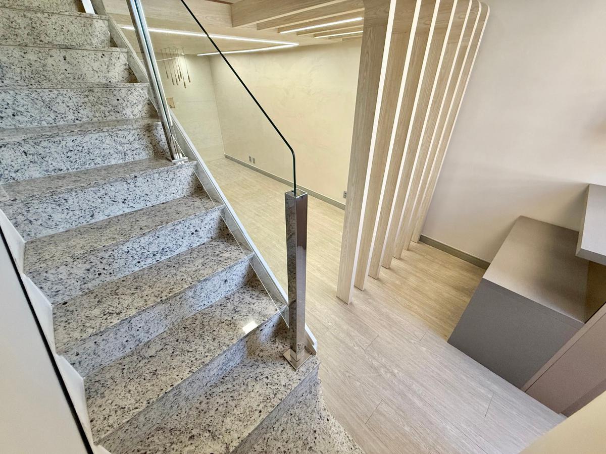 Sala, São José, 0 Quarto, 1 Vaga