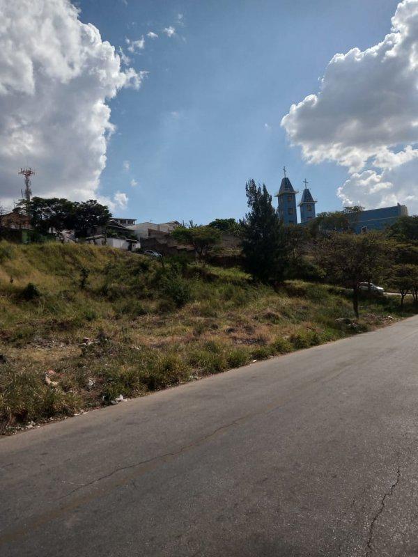 Lote, Centro, 0 Quarto, 0 Vaga