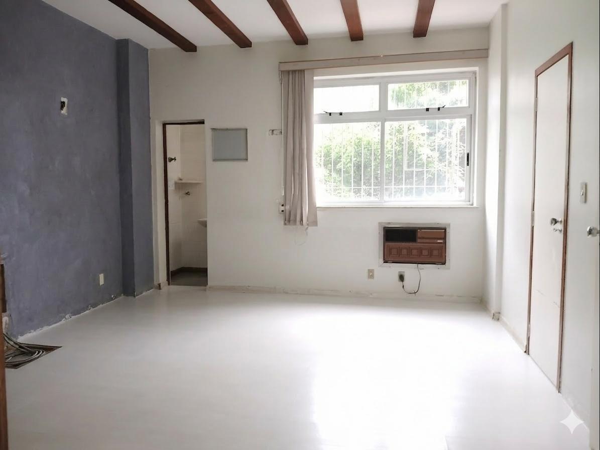 Sala, Santa Efigênia
