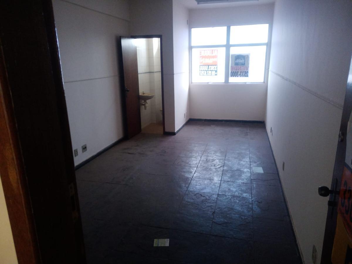 Sala, Floresta, 0 Quarto, 2 Vagas