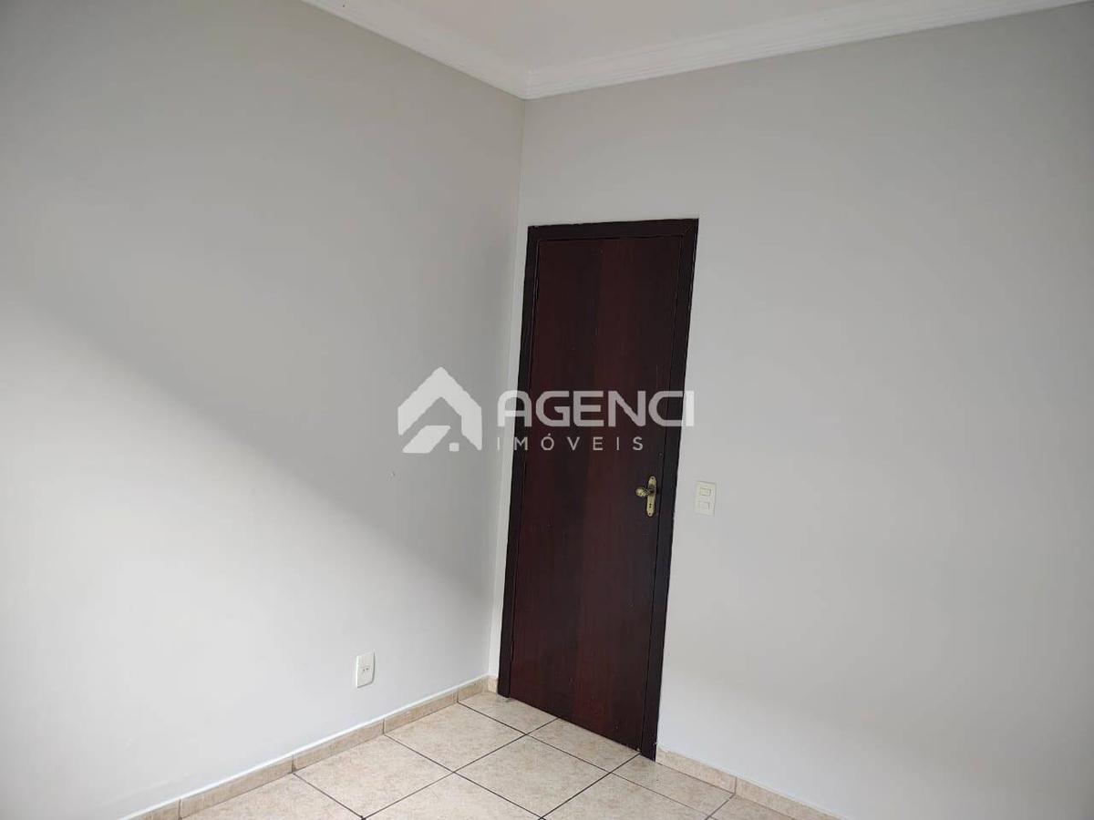 Casa, Santa Mônica, 3 Quartos, 0 Vaga, 1 Suíte