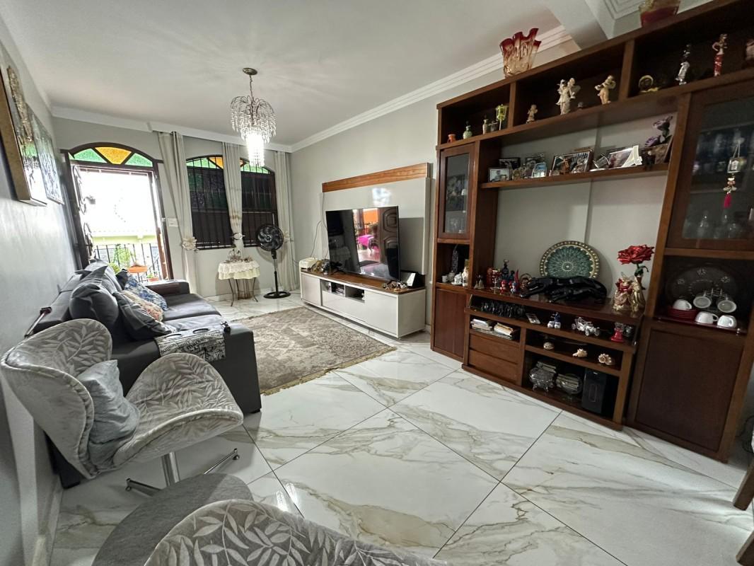 Casa, Parque Recreio, 3 Quartos, 2 Vagas, 1 Suíte