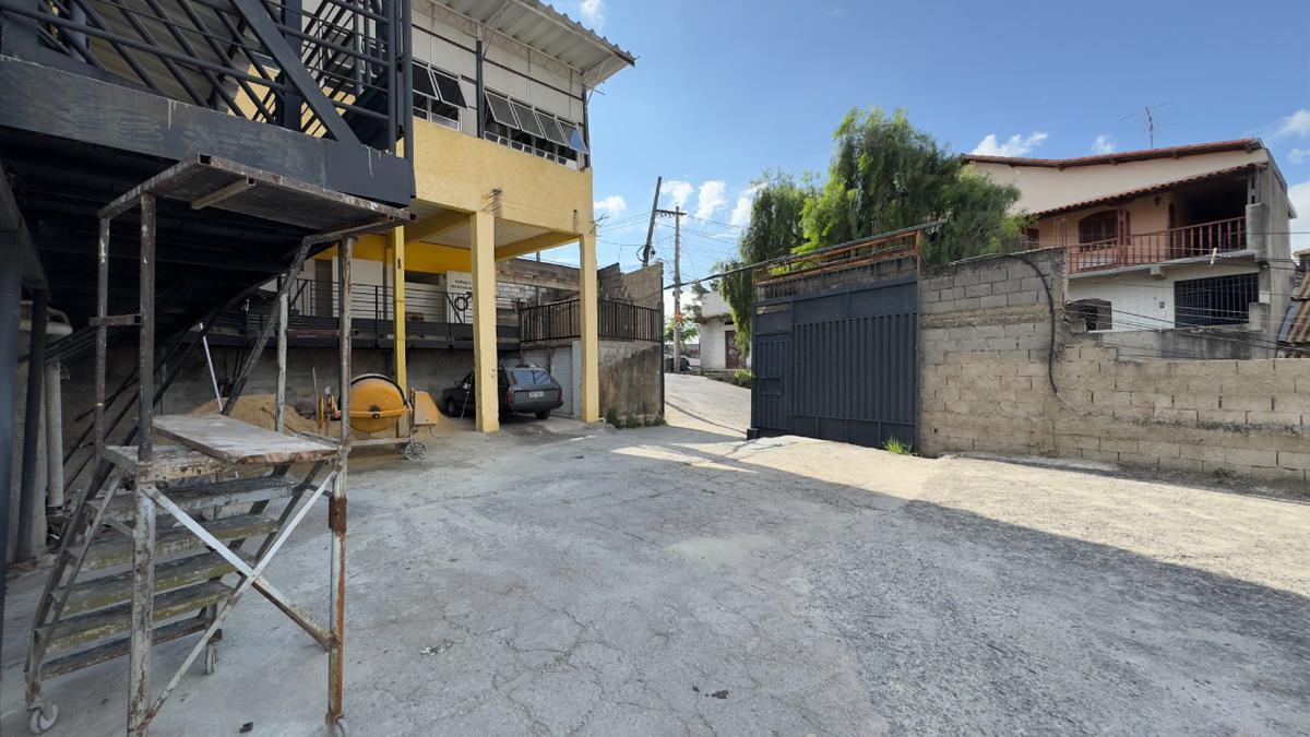 Galpão, Goiânia, 0 Quarto, 10 Vagas