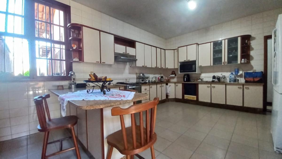 Casa, Santa Inês, 3 Quartos, 2 Vagas, 1 Suíte