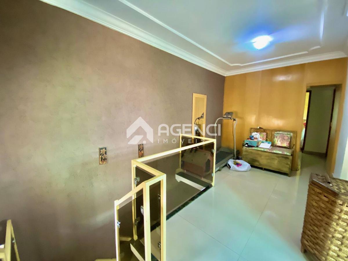 Cobertura, Santa Maria, 3 Quartos, 0 Vaga, 1 Suíte