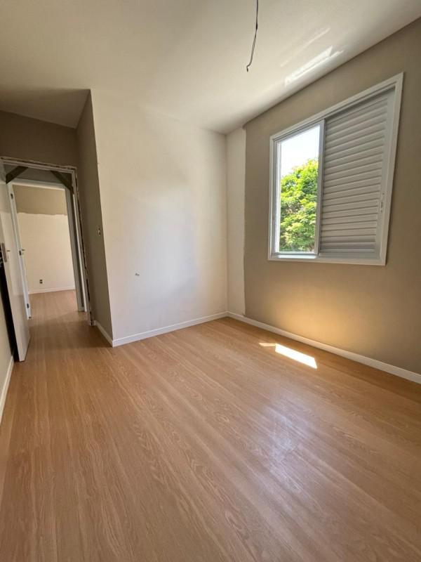 Apartamento, Sagrada Família, 3 Quartos, 2 Vagas, 1 Suíte