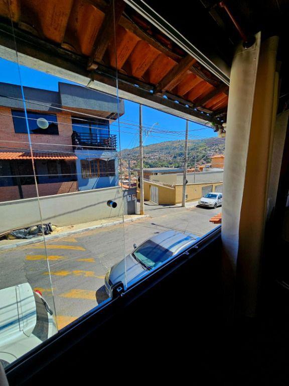 Casa, Esplanada, 3 Quartos, 5 Vagas, 1 Suíte