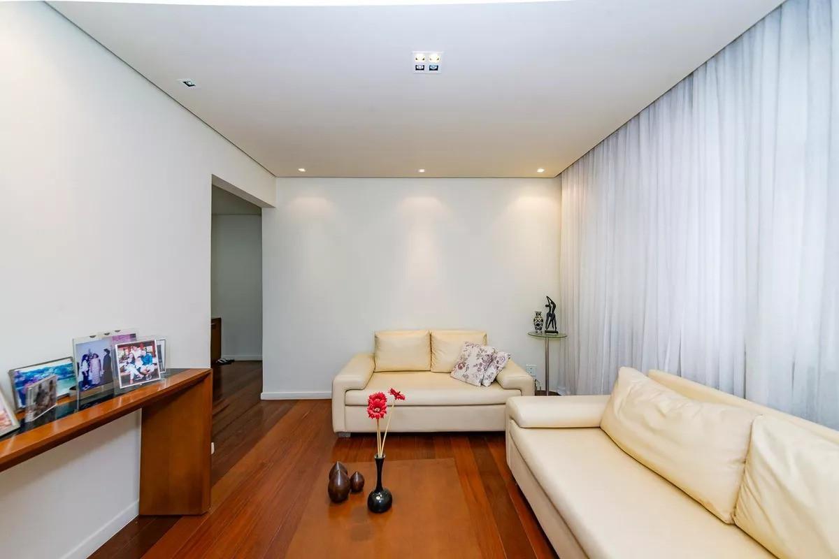 Apartamento, Coração de Jesus, 3 Quartos, 1 Vaga, 1 Suíte