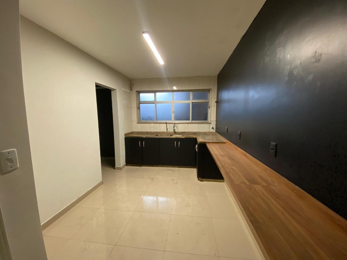 Casa Comercial, Bandeirantes (pampulha), 5 Quartos, 13 Vagas, 4 Suítes