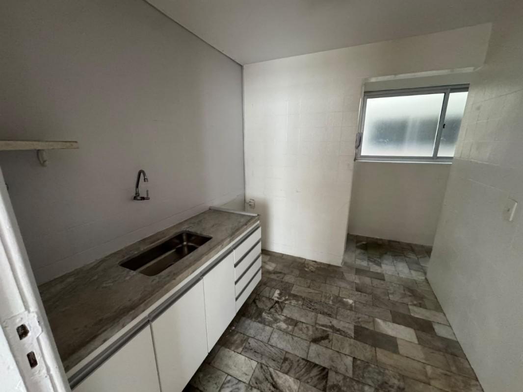 Apartamento, Sagrada Família, 2 Quartos, 1 Vaga