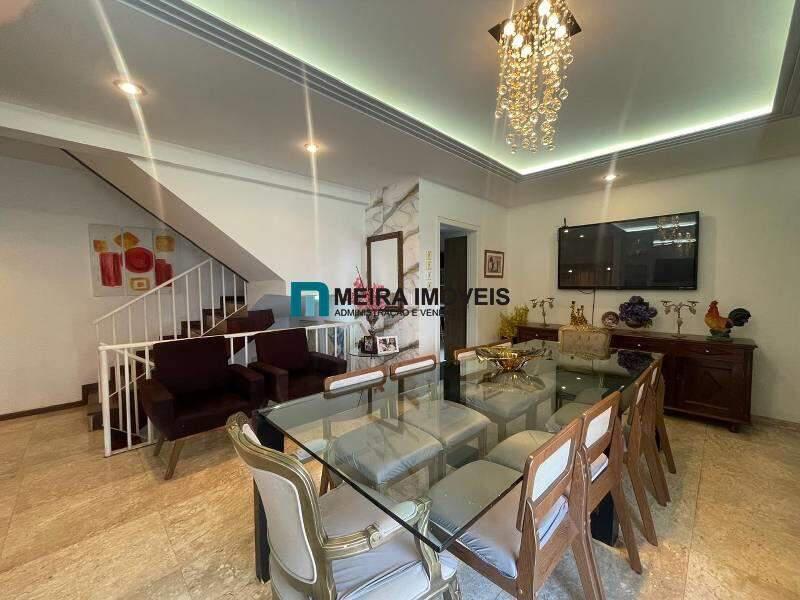 Casa, Santa Lúcia, 5 Quartos, 4 Vagas, 1 Suíte
