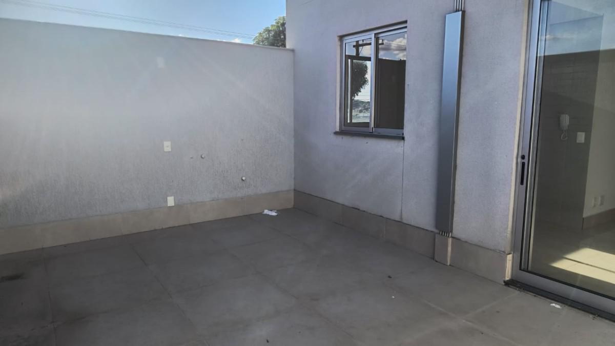 Apartamento, Esplanada, 2 Quartos, 1 Vaga, 1 Suíte