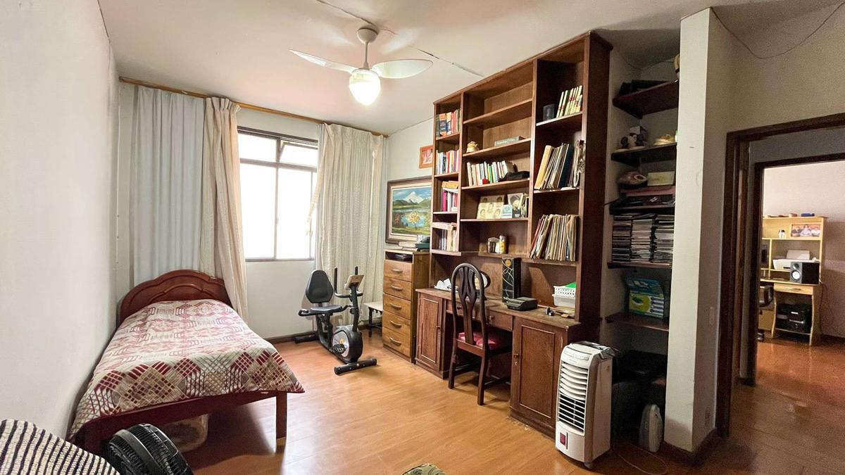 Casa, Serra, 7 Quartos, 8 Vagas, 2 Suítes