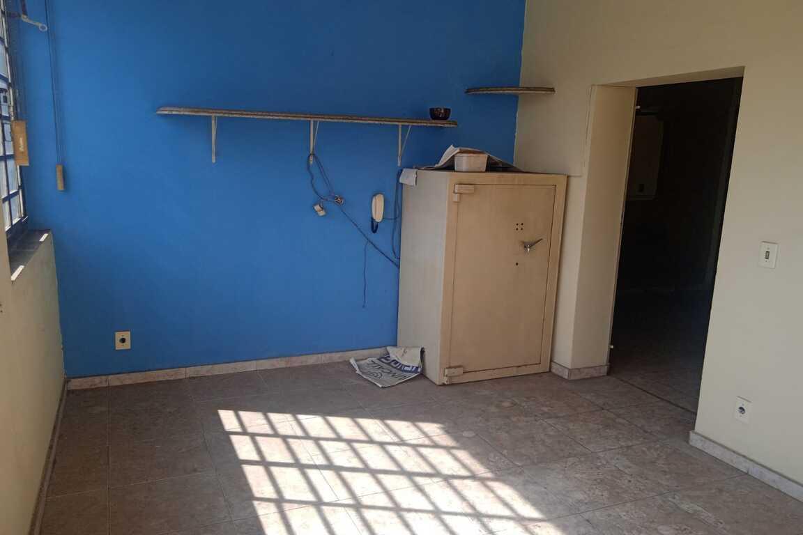 Casa, Renascença, 8 Quartos, 2 Vagas