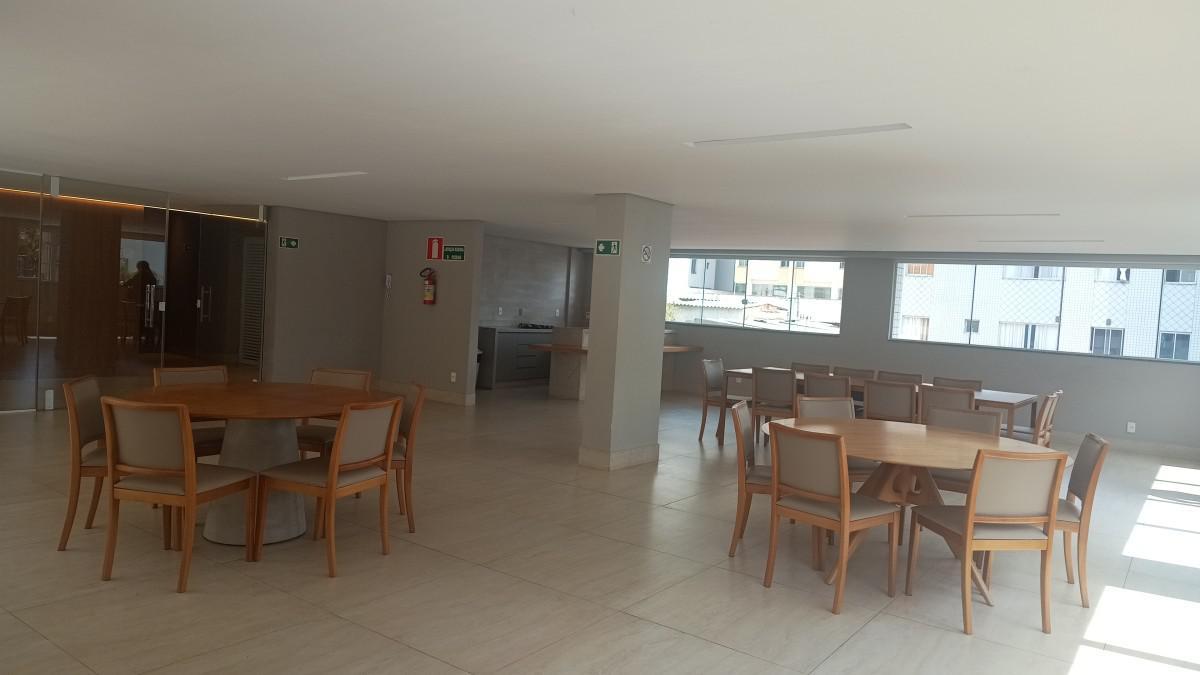 Apartamento, Sagrada Família, 3 Quartos, 2 Vagas, 1 Suíte
