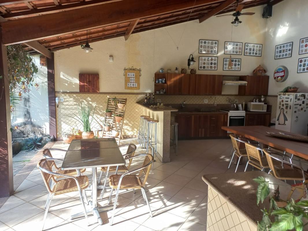 Lote, Itapoã, 1 Quarto, 4 Vagas, 1 Suíte