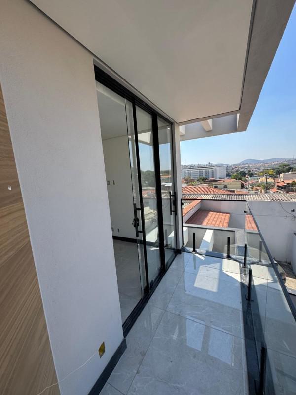 Casa, Jardim Brasília, 3 Quartos, 2 Vagas, 1 Suíte