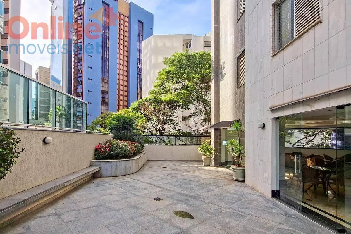 Apartamento, Funcionários, 4 Quartos, 0 Vaga, 1 Suíte