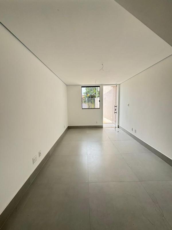 Casa, Santa Mônica, 2 Quartos, 2 Vagas, 2 Suítes
