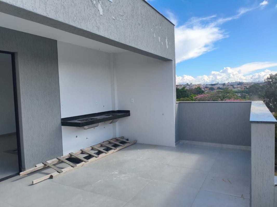 Cobertura, Novo Eldorado, 3 Quartos, 2 Vagas, 1 Suíte