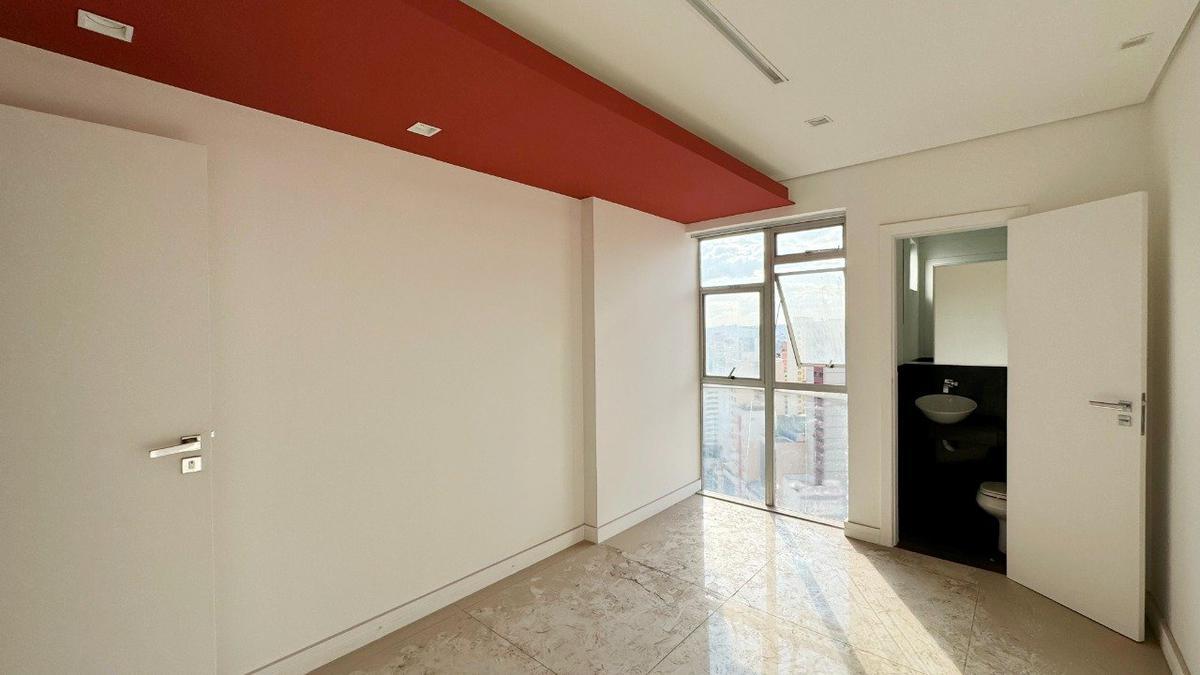 Sala, Lourdes, 0 Quarto, 4 Vagas