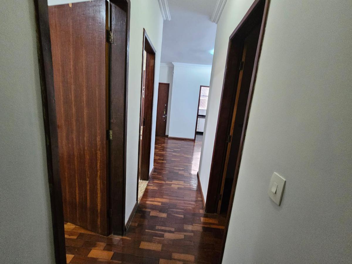 Apartamento, Santa Cruz, 3 Quartos, 2 Vagas, 1 Suíte