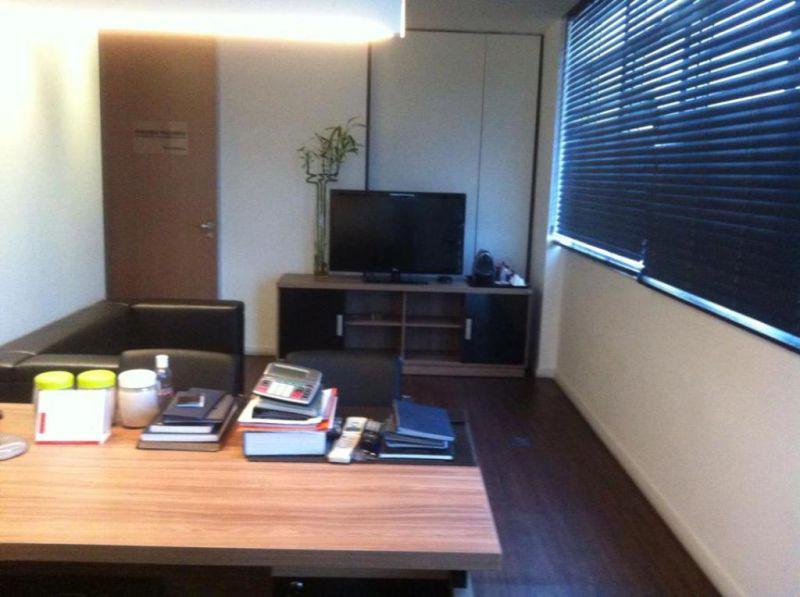 Andar, Estoril, 0 Quarto, 2 Vagas