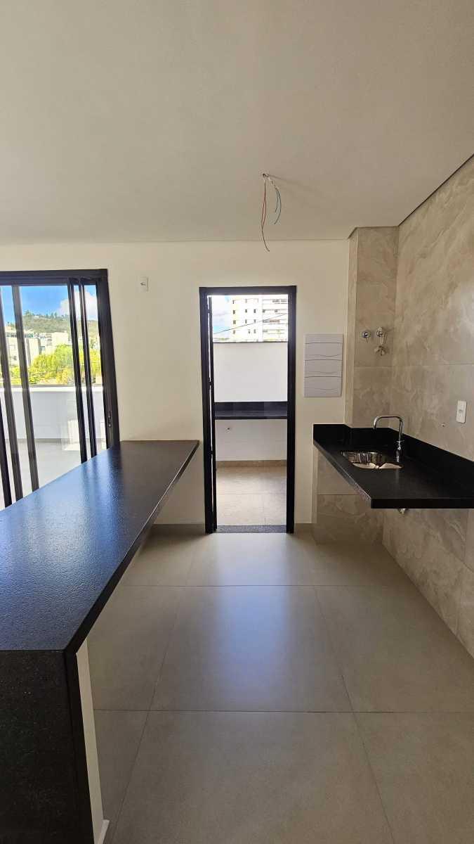 Casa, Buritis, 2 Quartos, 2 Vagas, 2 Suítes