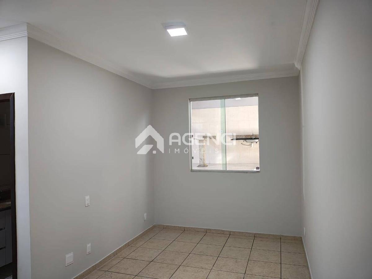 Casa, Santa Mônica, 3 Quartos, 0 Vaga, 1 Suíte