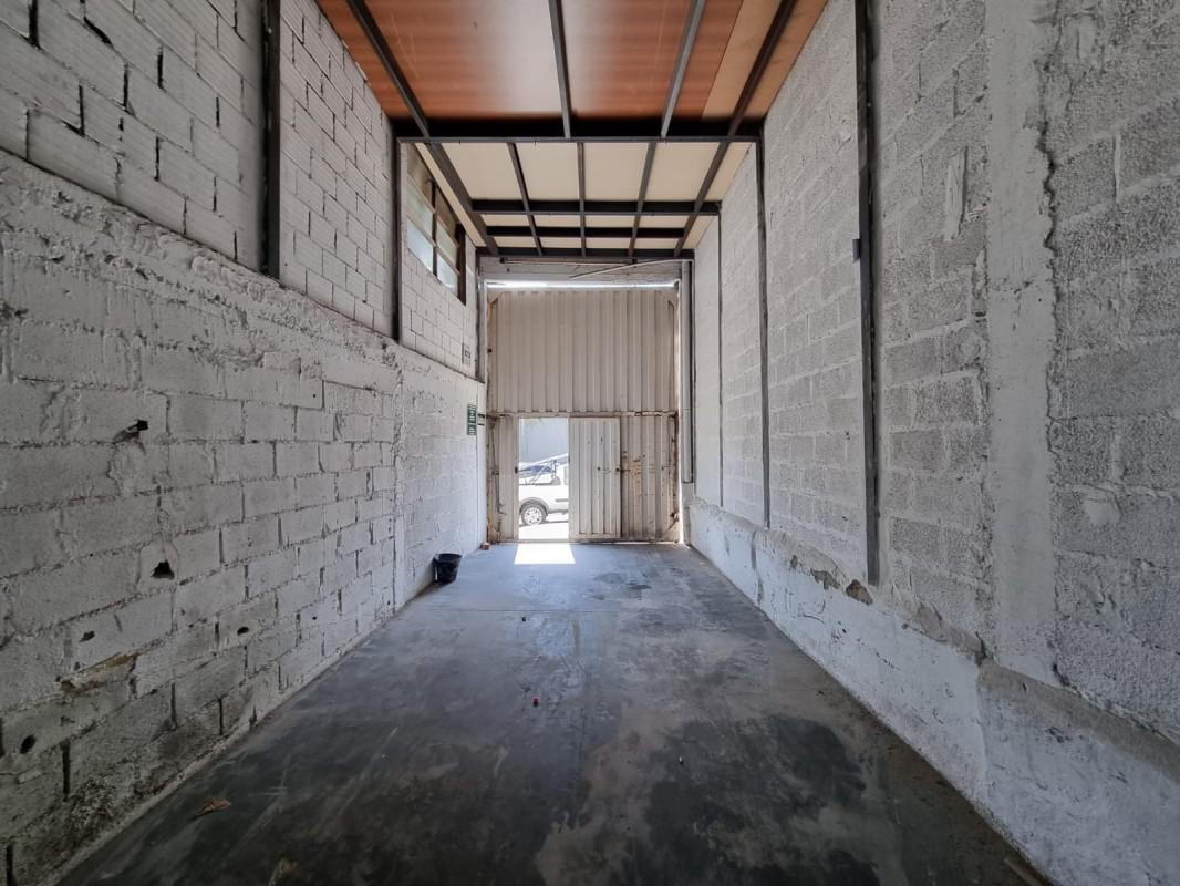 Galpão, Jardim Riacho das Pedras, 0 Quarto, 0 Vaga