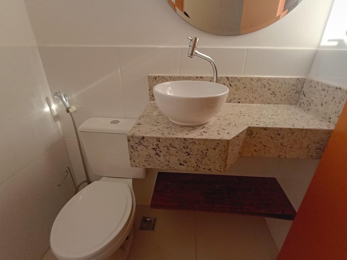 Sala, União, 0 Quarto, 0 Vaga