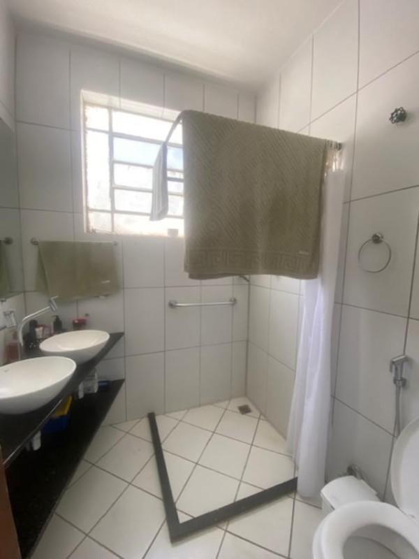 Prédio, Serra, 10 Quartos, 1 Vaga