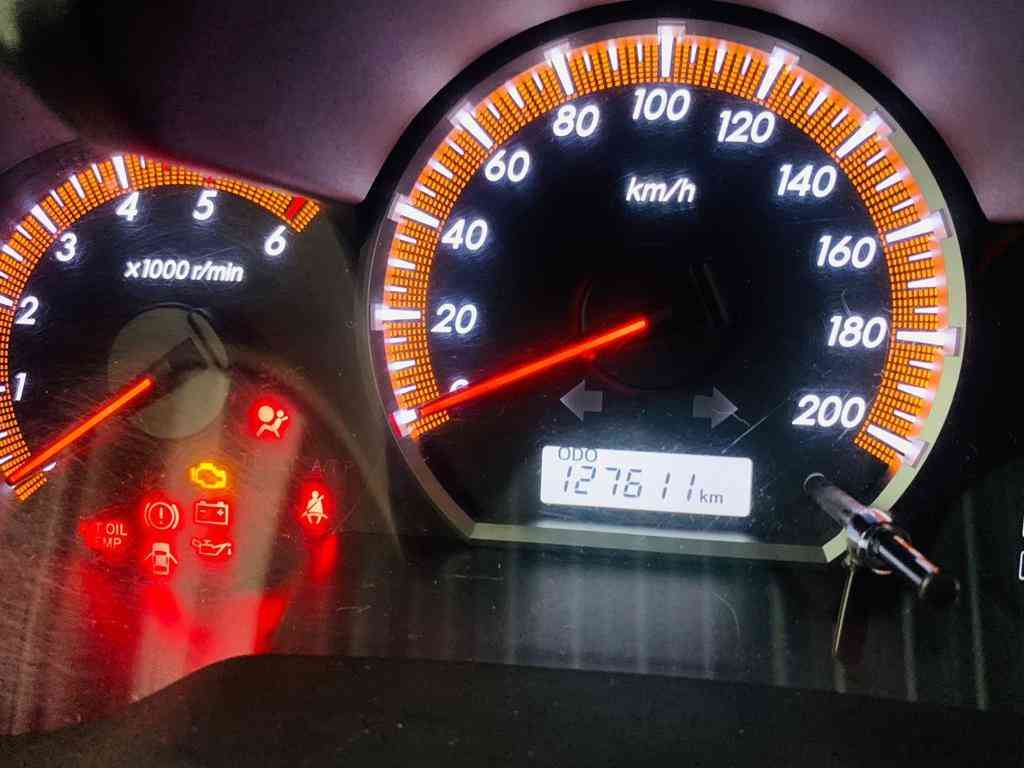 Toyota Hilux CD Srv D4-d 4x4 3.0 Tdi Diesel Aut